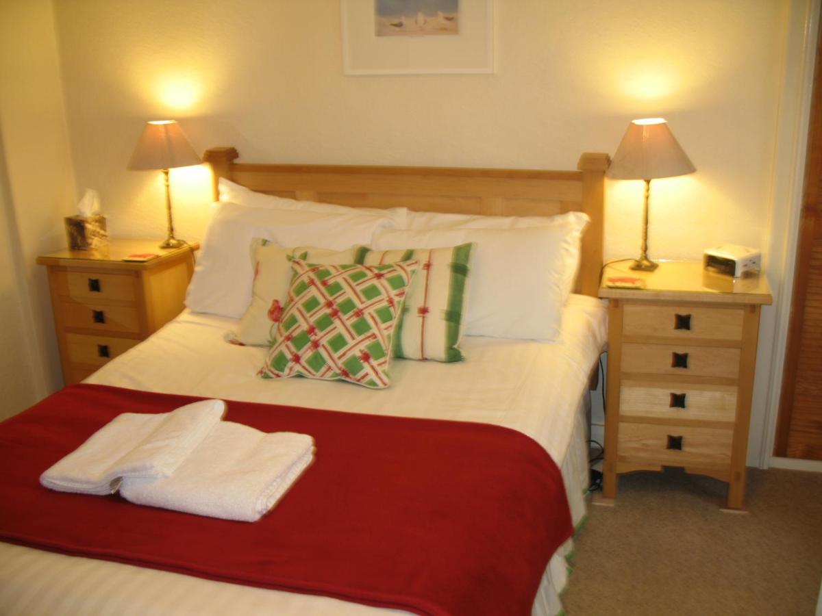 Sampford Harbour Side Guest House Brixham Exterior photo